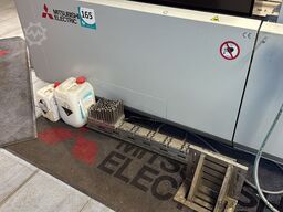 MITSUBISHI MV 2400 R