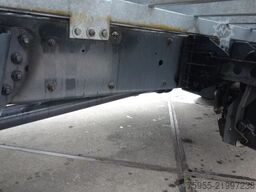 DAF LF 210 oprijlaadbak,airco
