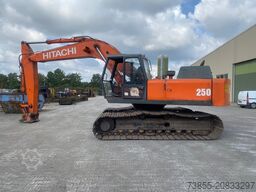 Fiat-Hitachi Fh 220