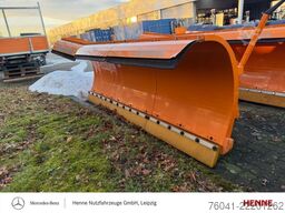 Bucher Schneepflug Ramox 300