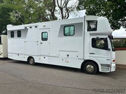 Mercedes-Benz Atego 1023 4 Pferde + Kiste Wohnung