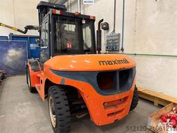 Maximal FD100T-MWL3 10-ton fork lift truck as a repair obj