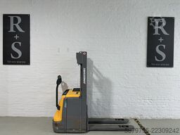 Jungheinrich EJC 112z/DZ