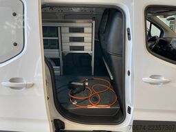 OPEL Combo-e Cargo XL 50-kWh Regalsystem Navi Kamera