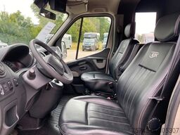 RENAULT Master STX 5 Sitzer  Haras / Hengste
