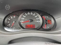 RENAULT Master STX 5 Sitzer  Haras / Hengste