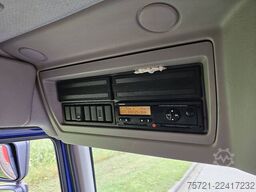 VOLVO FL 250.16 AIRCO TAILLIFT NL-TR