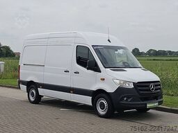 MERCEDES-BENZ SPRINTER 317 L2H2 RWD Mbux Autom!