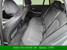 BMW 320d Touring xDrive Navigation PDC