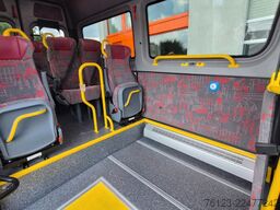 MERCEDES-BENZ Bürgerbus Sprinter 907  Niederflur 9 Sitze