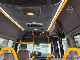 MERCEDES-BENZ Bürgerbus Sprinter 907  Niederflur 9 Sitze