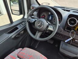 MERCEDES-BENZ Bürgerbus Sprinter 907  Niederflur 9 Sitze