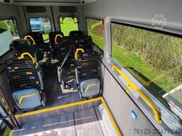 MERCEDES-BENZ Bürgerbus Sprinter 907  Niederflur 9 Sitze