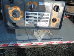 Schmitz Cargobull 2 AXLE + CARRIER + DHOLLANDIA LOADLIFT