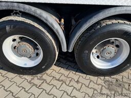 MERCEDES-BENZ AROCS 4445 8x4 EURO6 Betonpumpe SERMAC 5RZ46