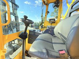 Combilift C5000 DIESEL TRIPLEX SCALE POSITIONER