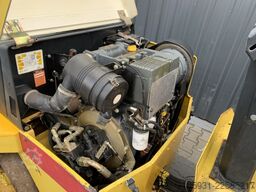 *Sonstige Dynapac CC122