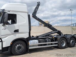 Iveco X WAY 260S500