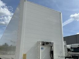 Schmitz Cargobull SCB S3B / Box Trailer / 2x Liftas / Schuifrem /...
