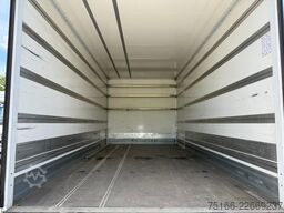 MERCEDES-BENZ ATEGO 918 L Koffer 5,30 m LBW 1,5 T*E 6D*NL 4 T