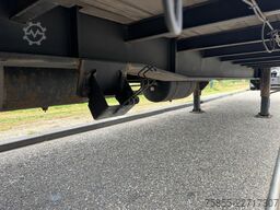 Meert Semi Curtainside / SAF / Double Tires