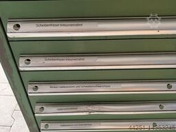 Lista Schubladenschrank mit Zerspanwerkzeug