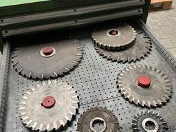 Lista Schubladenschrank mit Zerspanwerkzeug