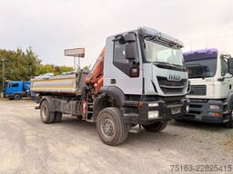 IVECO TRACKER AD 190T36 W 2-Achs Allradkipper Kran Atl