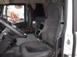 Iveco S-WAY AT460S