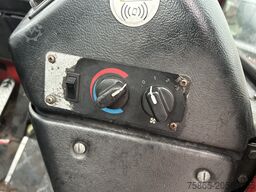 Terberg YT 182 Terminal Tractor / Airco / Allison