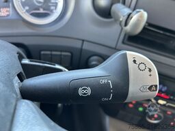 DAF CF 230 FA / 543 dkm / Tacho V2 / Box / Schuifze...
