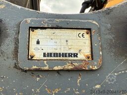 LIEBHERR 309 Litronic Spitzhammer/ 2xSchaufeln