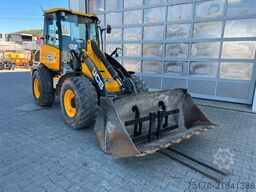 JCB 409 SV / nur 758h! / Klappschaufel / Gabel