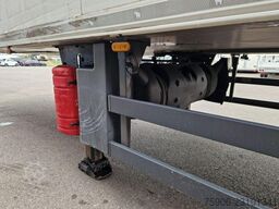 Schmitz Cargobull FRIGORIFIQUE + HAYON