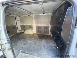 MERCEDES-BENZ Vito Kasten 109 CDI lang Bj 2006