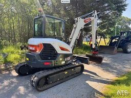 Bobcat E55Z Mini Excavator w/ Rototilt and 2 buckets. 260