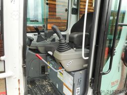 Takeuchi TB 216 mit POWERTILT