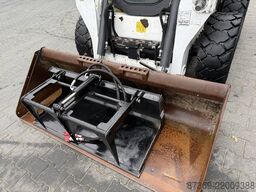 Bobcat S570 skidsteer