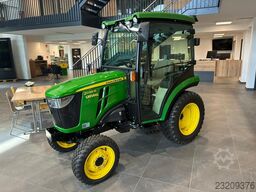 John Deere 2038R