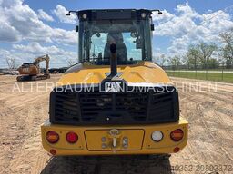 Caterpillar 906