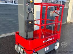 SkyJack SJ 16 - 6,75m Elektro Mastarbeitsbühne
