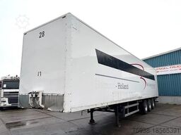 Pacton / JUMBO 3-AXLE CLOSED BOX WITH FULL STEEL CHASS...