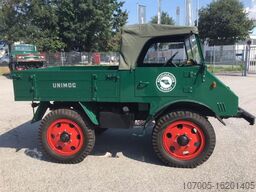 Mercedes-Benz Unimog U 401 Oldtimer