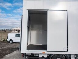 RENAULT Master XDD 170PS Koffer 8 PAL LBW