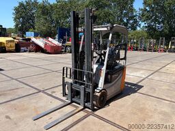 Still RX 50-15 1500kg Triplo / sideshift