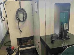 BRIDGEPORT VMC 800 II