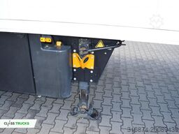 SCHMITZ CARGOBULL SKO FP 60 ThermoKing SLXi 300