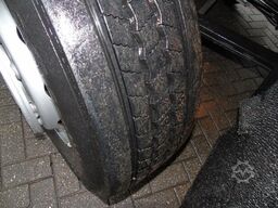 DAF CF 290 + CARRIER + LOADLIFT