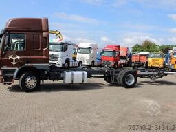 DAF CF 65 220 + lift + euro 5