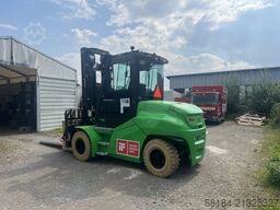 Cesab B 880 H II  LC: 900